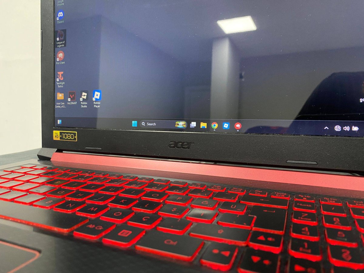 Takasly | Acer Nitro 5 gaming laptop