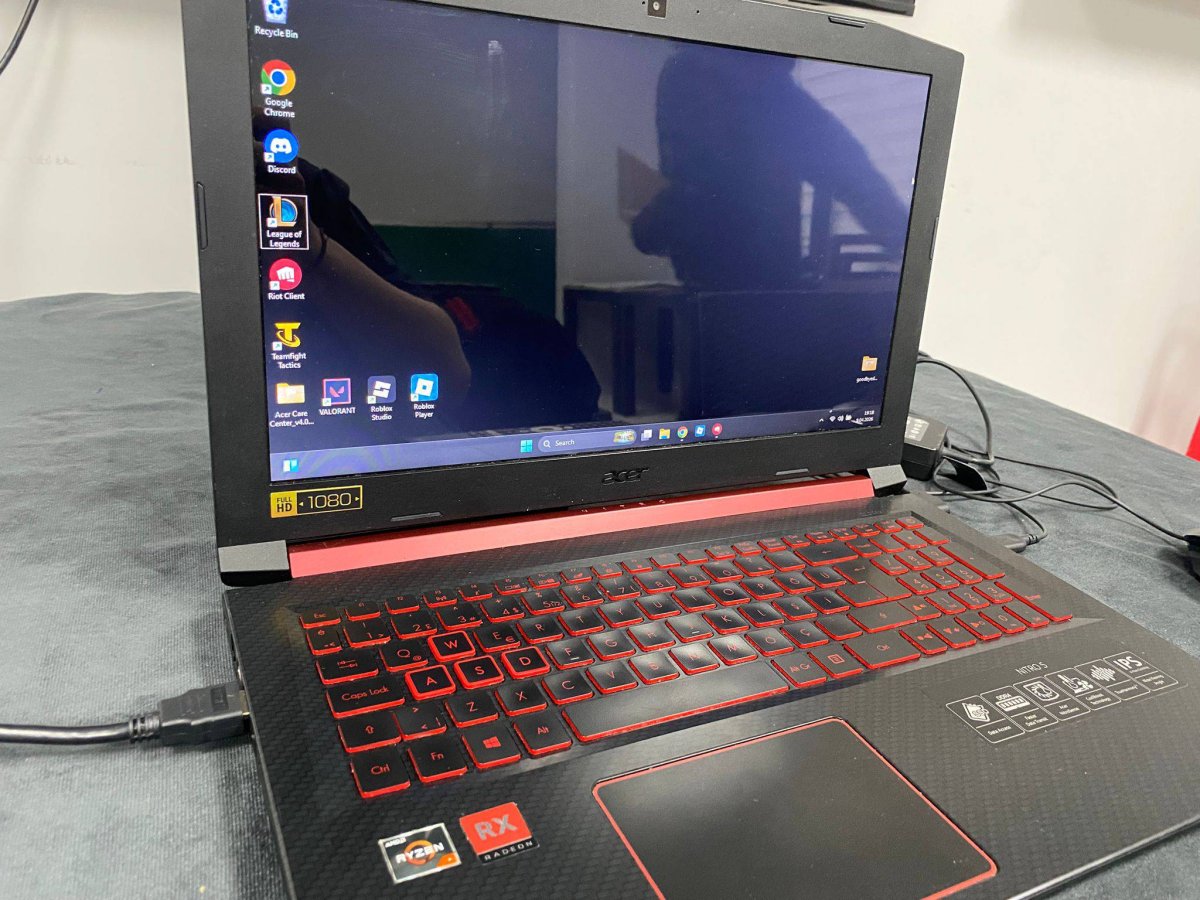 Takasly | Acer Nitro 5 gaming laptop