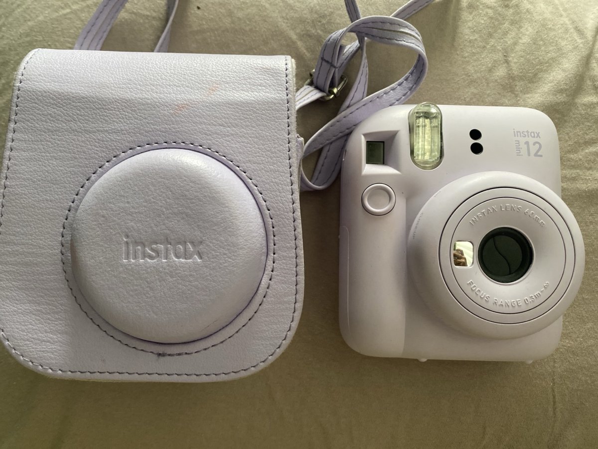 İnstax mini 12