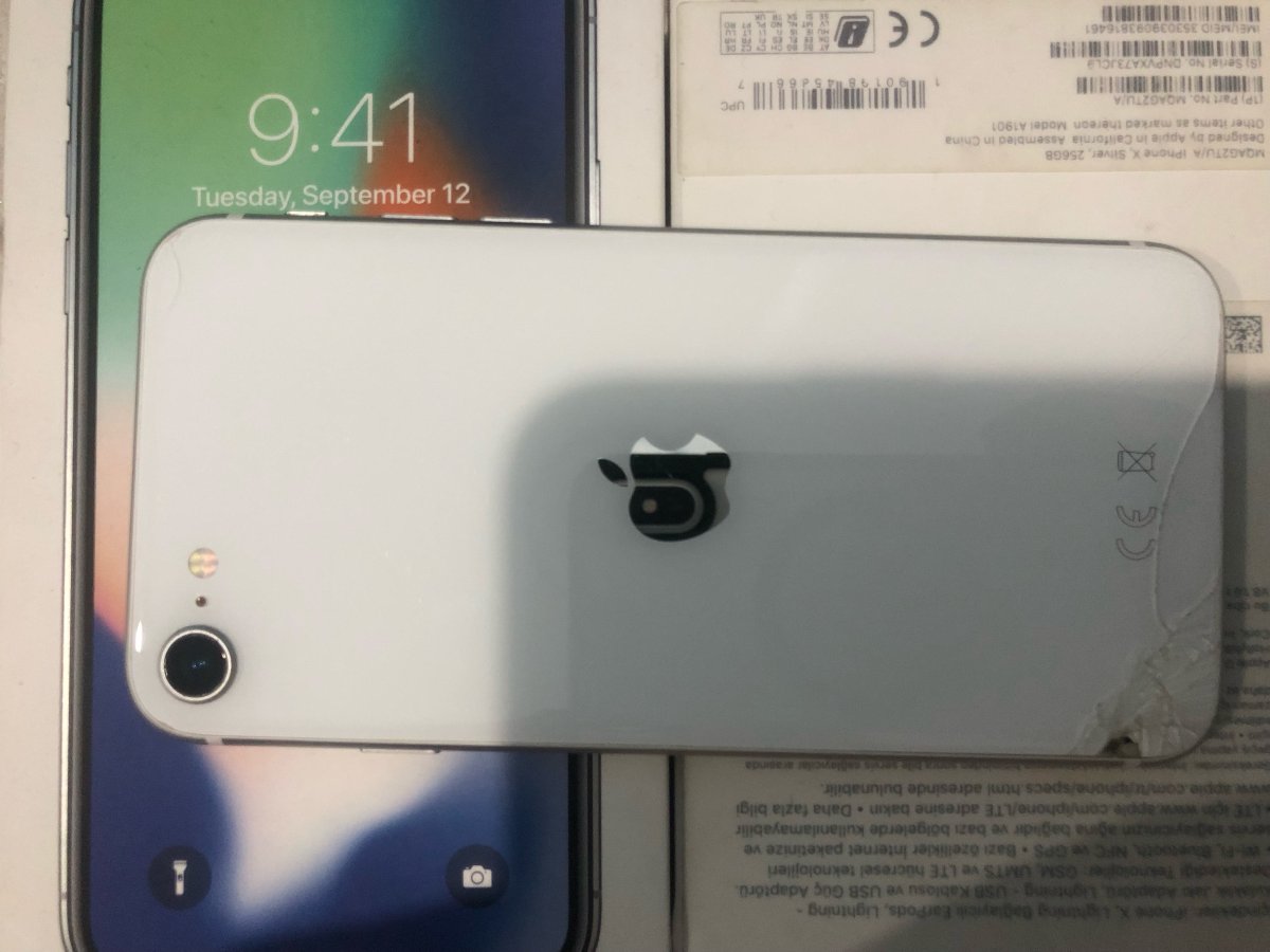 Takasly | İphone se 2