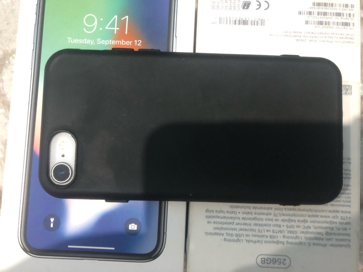 Takasly | İphone se 2